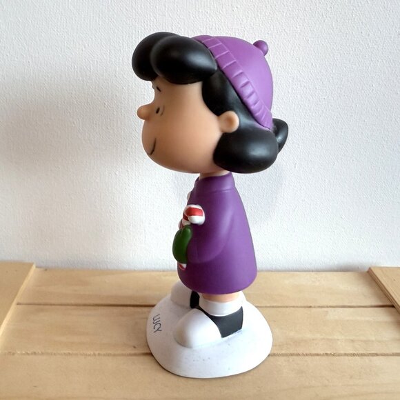Funko Charlie Brown Christmas : Lucy Bobble-Head - Picture 9 of 10